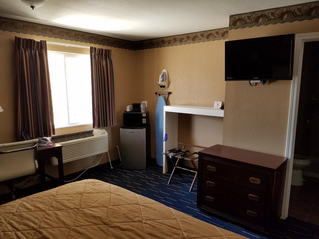 Country Inn Sterling Zewnętrze zdjęcie